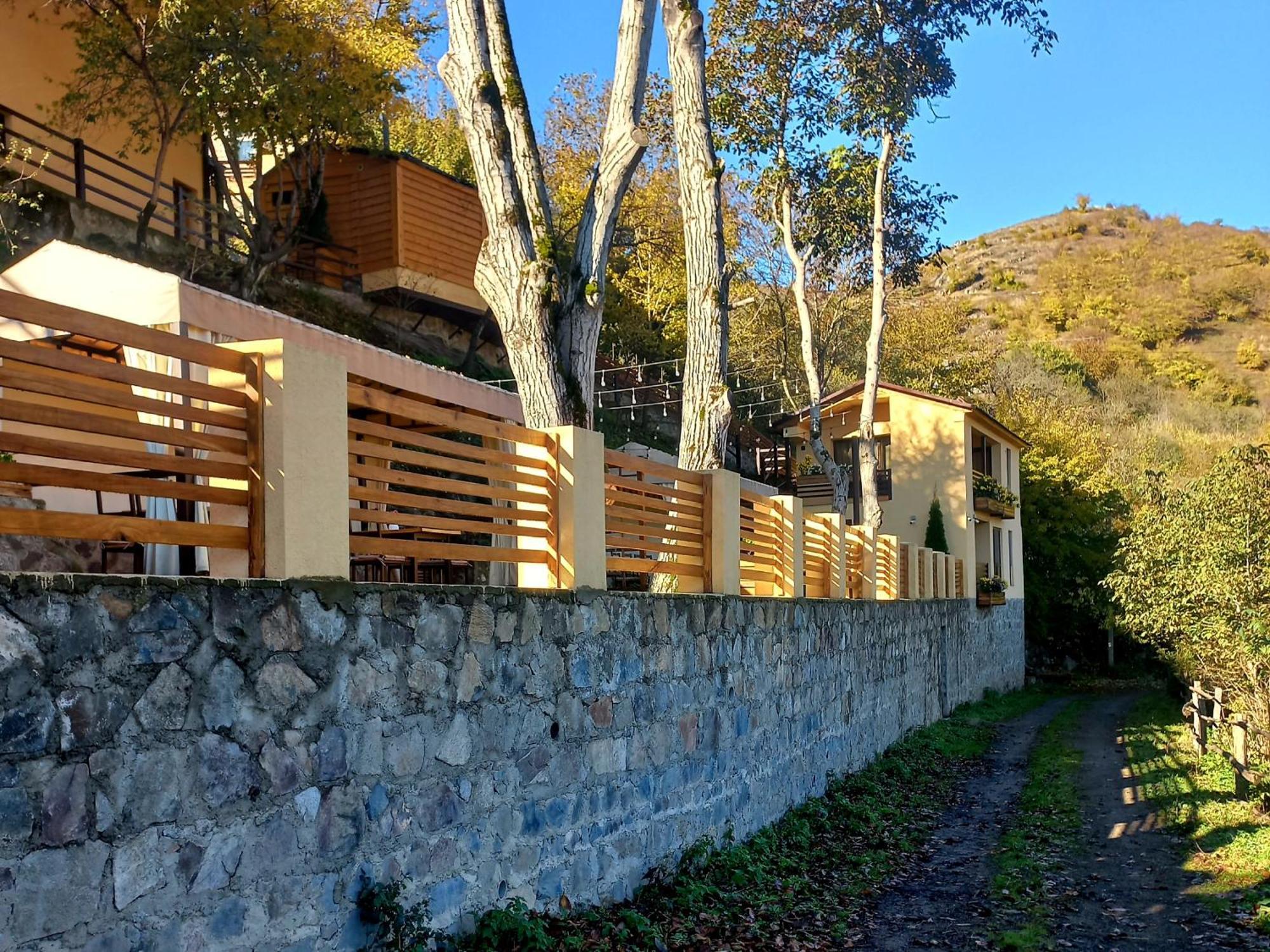 Dilivita Rest House Dilijan Exterior foto